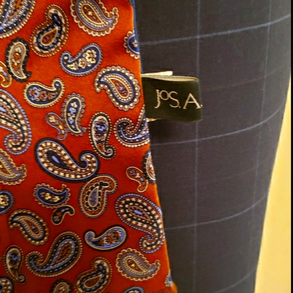 Jos. A. Bank men's scarf - Picture 5 of 8